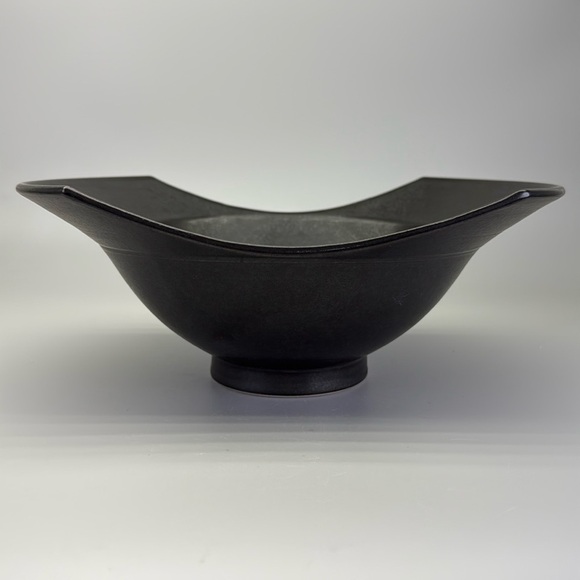 Paddy McNeely Black Matte Abstract Bowl - Picture 6 of 10